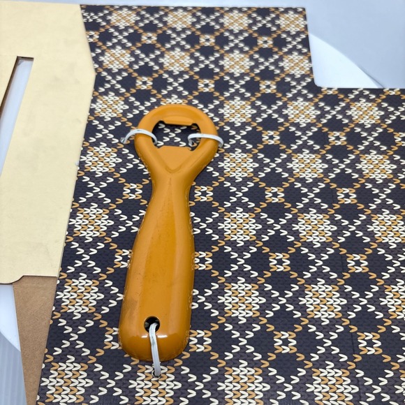 Nod‎ Craft Carrier 6 Pack Beer Holder with Bottle Opener Gift Housewarming Host - Picture 7 of 7